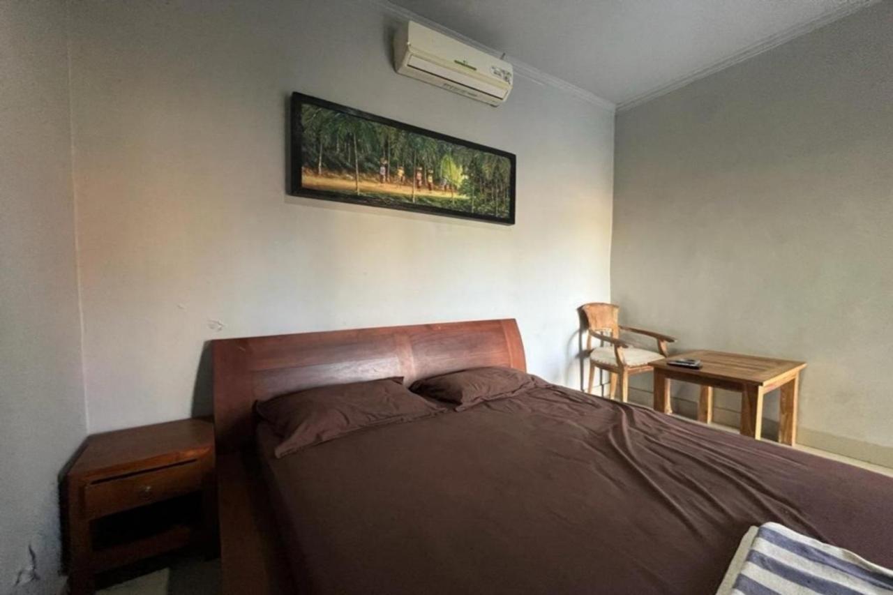 Oyo 93206 Penginapan Budi Syariah Hotel Pekanbaru Buitenkant foto